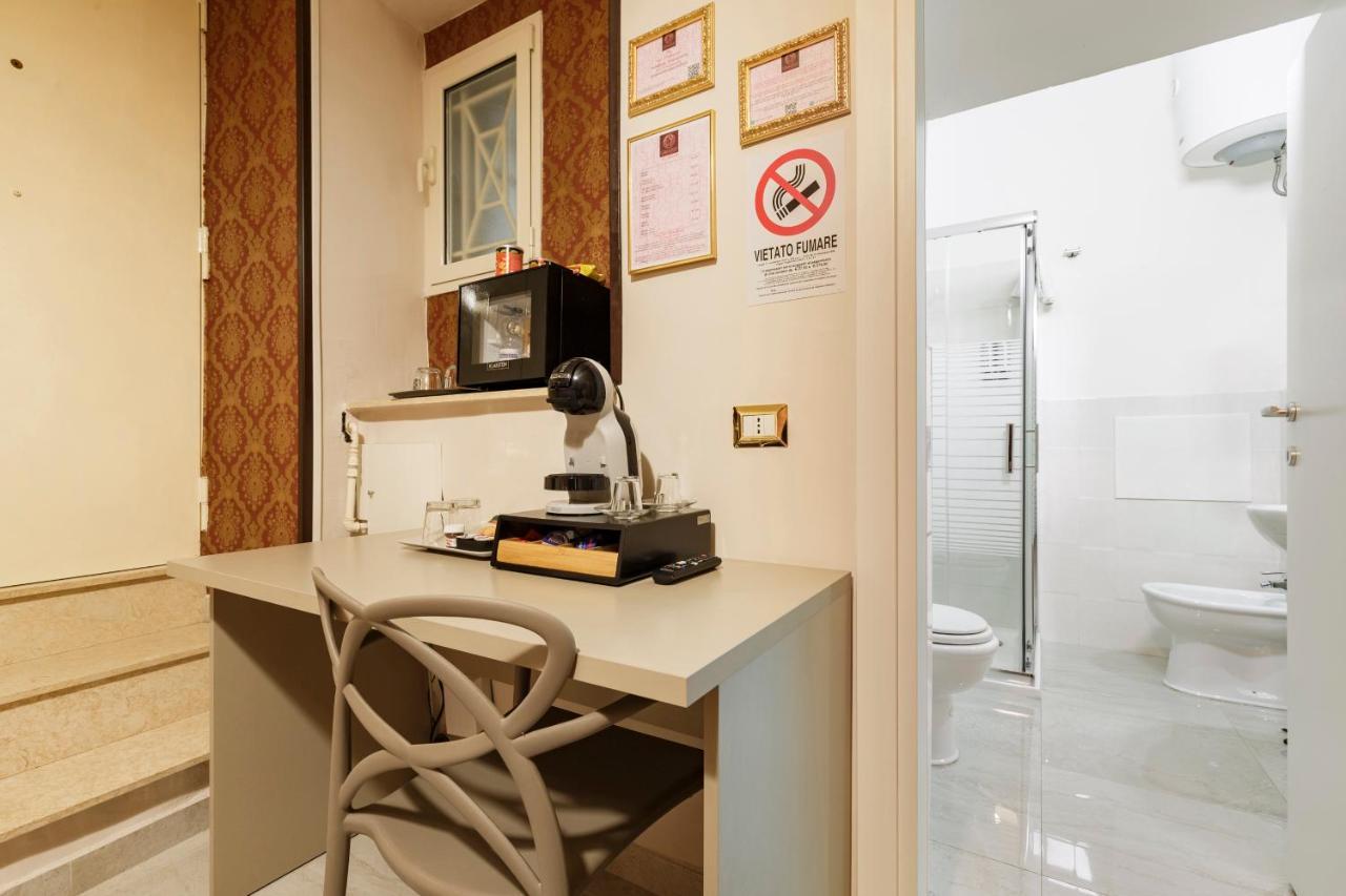 Spinacorona Room Naples Exterior photo