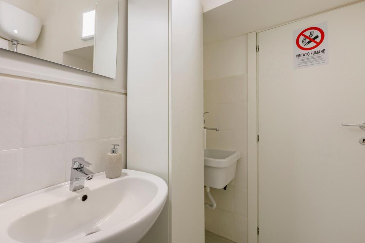 Spinacorona Room Naples Exterior photo